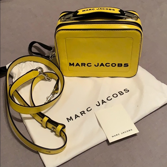 Marc Jacobs Handbags - 💥Marc Jacobs Mini Box Bag Yellow Cross Body Purse